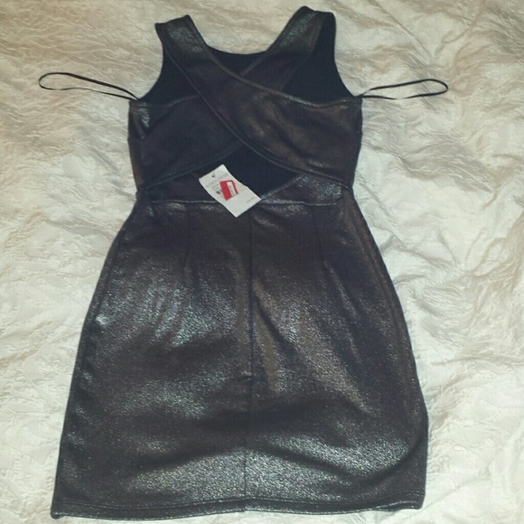 NWT ASTR Silver Criss-cross Back Dress Size S - Picture 3 of 6